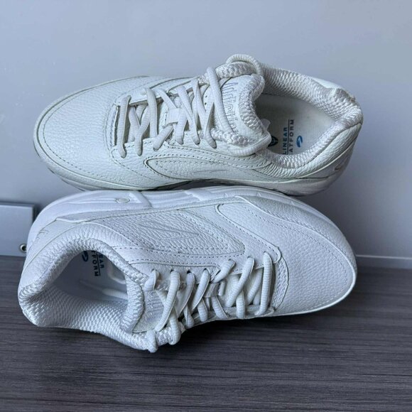 Brooks Women's Addiction Walker Lace-Up Shoes White Leather Size 6 Wide 2E $132 - Picture 5 of 12